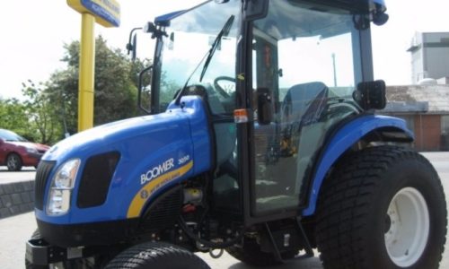 This service manual is for New Holland Boomer 3040, 3045, 3050 CVT Compact