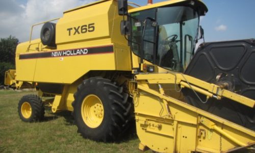 New Holland TX60 Series (TX62, TX64, TX65, TX66, TX67, TX68) Combines.