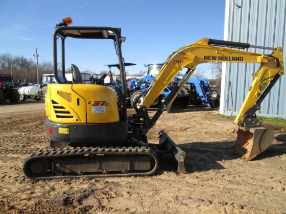 New Holland E37C Mini Excavator