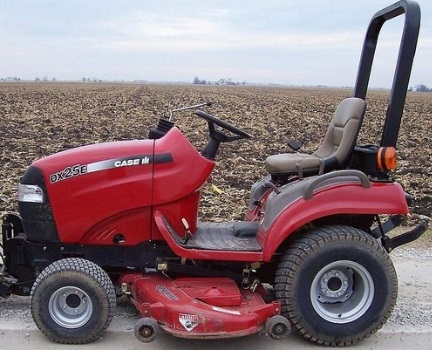 Case IH DX18E, DX22E, DX24E, DX25E Tractor